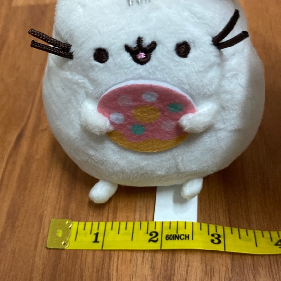 ❤️ Pusheen Mystery Plush Clip Keychain Charm New - Picture 2 of 8